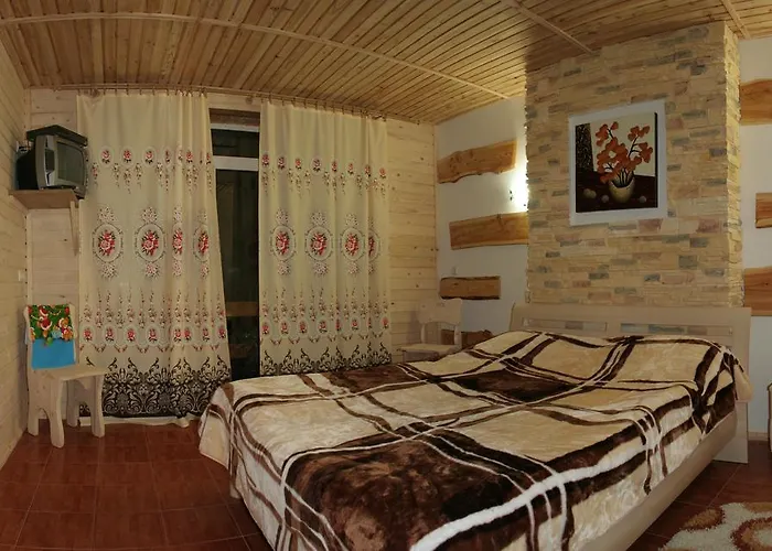 Otel Pid Khomiakom
